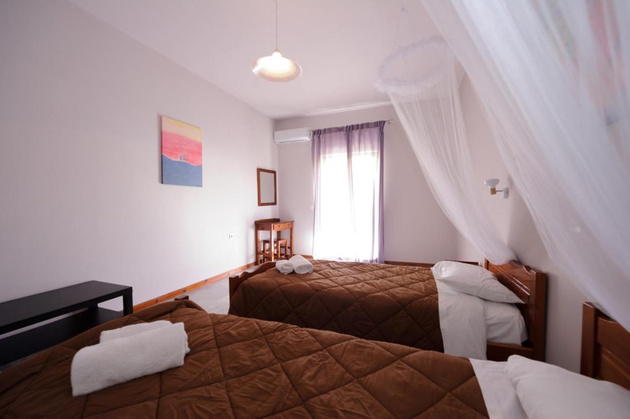 Elias & Vasili House Hotel Agios Georgios Pagon Exterior foto